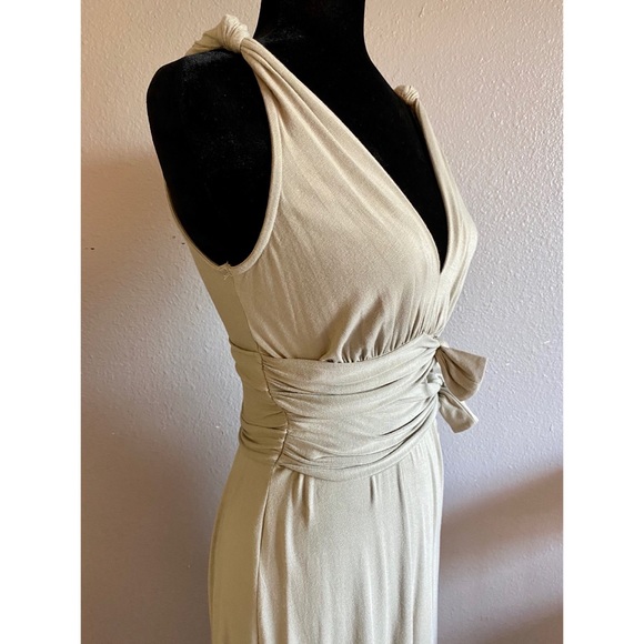 TRIBUTE dress by Heni Neman - Picture 9 of 11